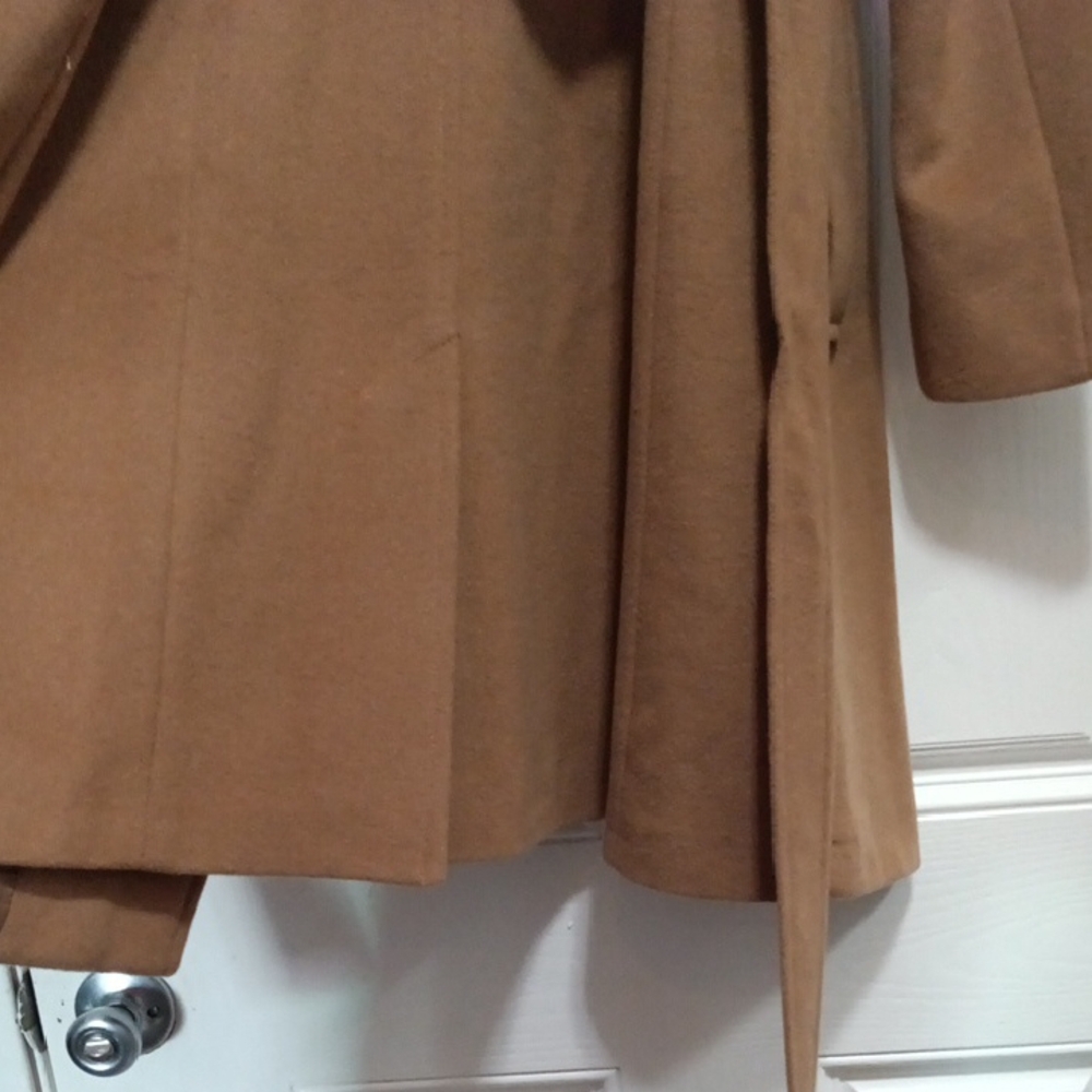 NWT Michael Kors Wool blend, belted, single-breasted, wrap trench coat. medium. - Picture 7 of 12